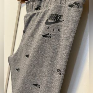 Nike leggings